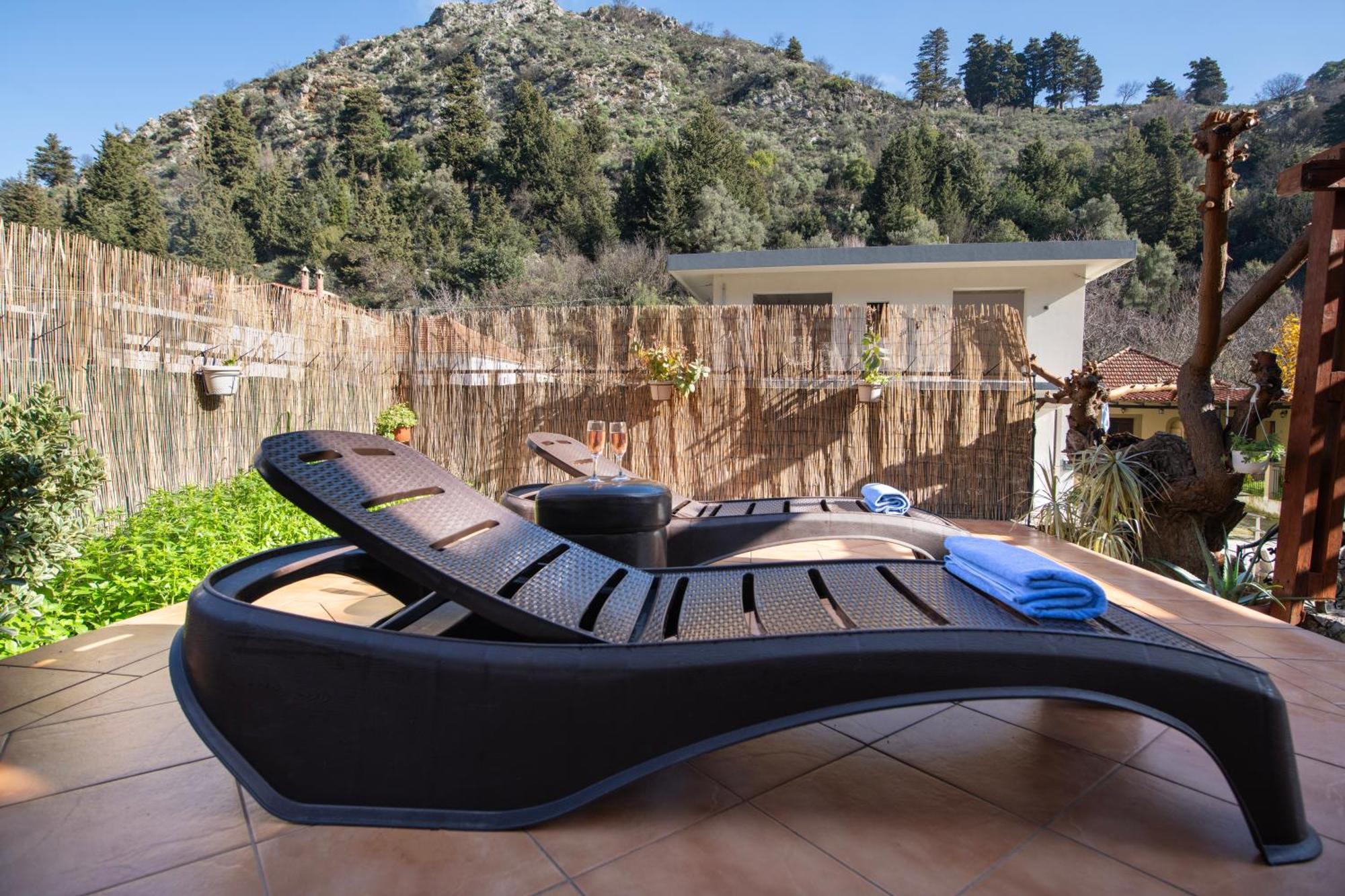 Holiday home Jacuzzi Nena - Chania Traditional *