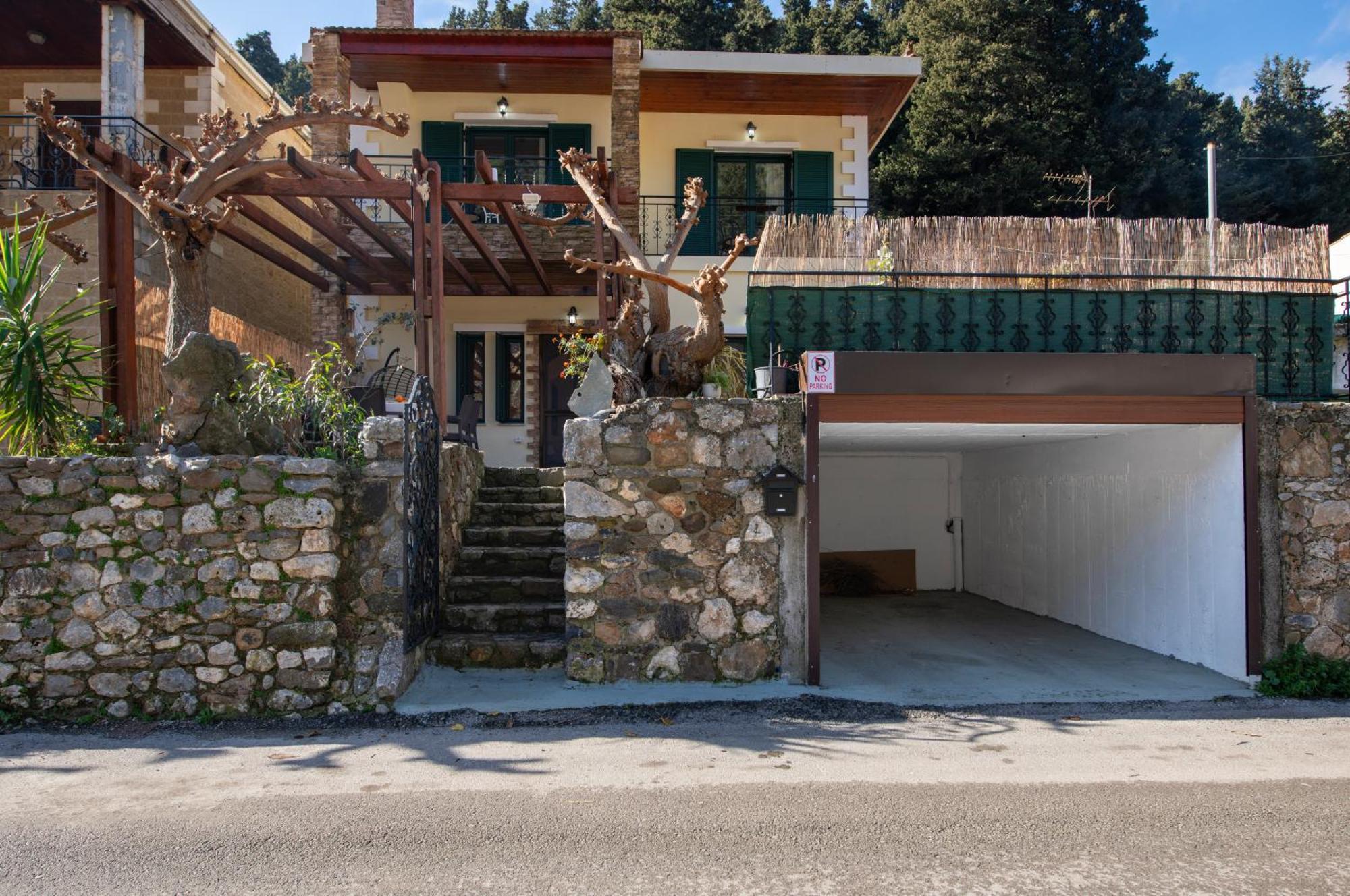 Jacuzzi Nena - Chania Traditional Holiday home Therison