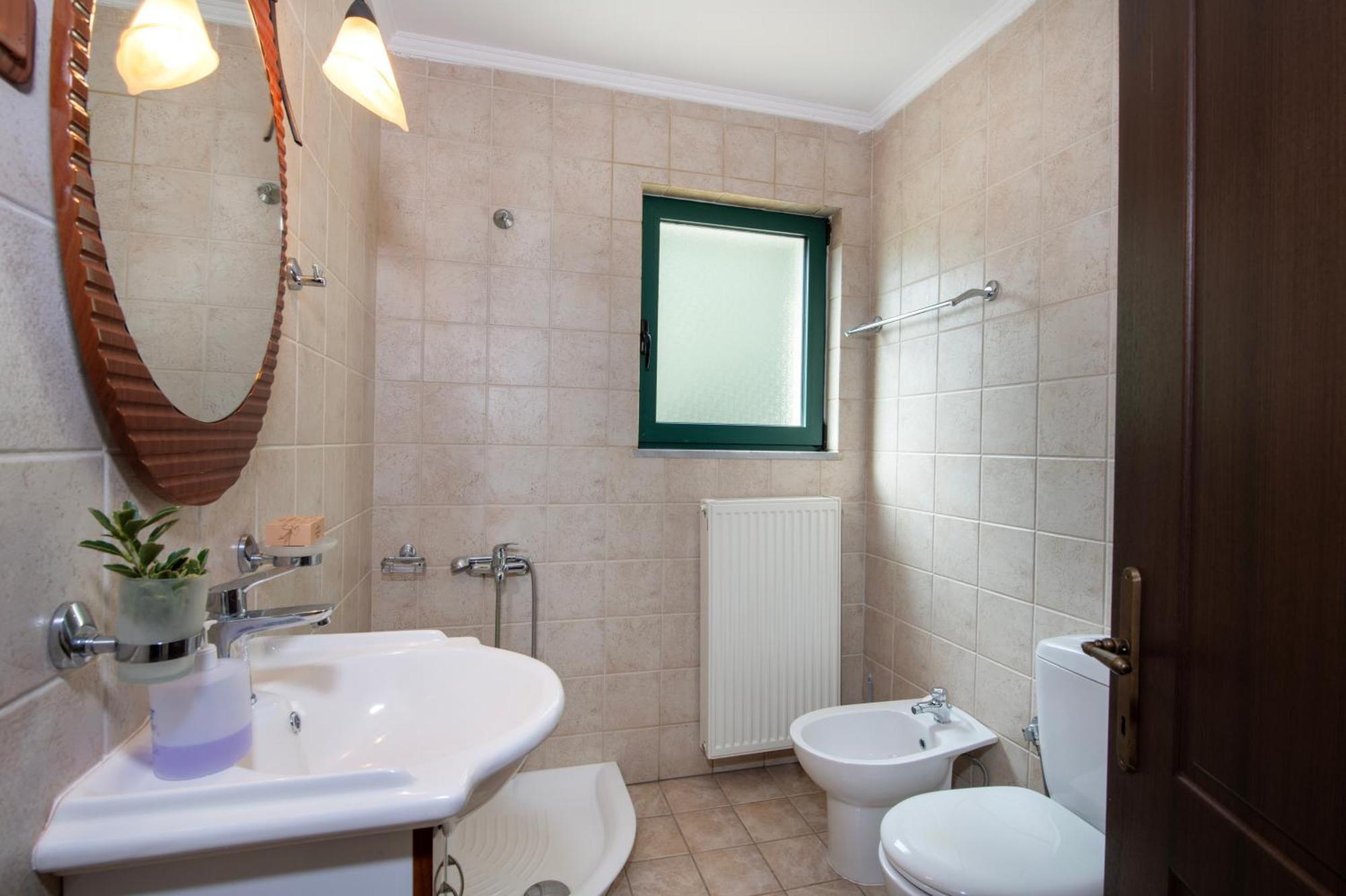 Jacuzzi Nena - Chania Traditional * Therison
