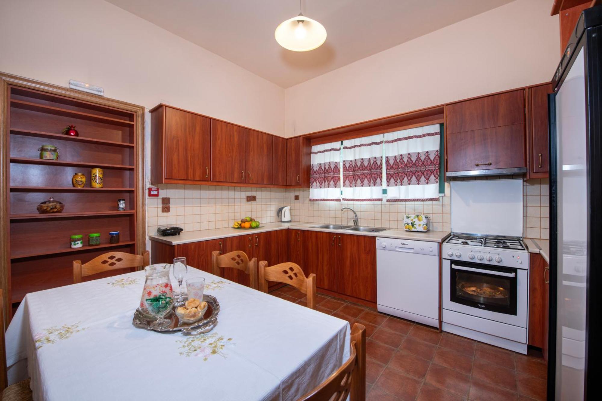 Holiday home Jacuzzi Nena - Chania Traditional *